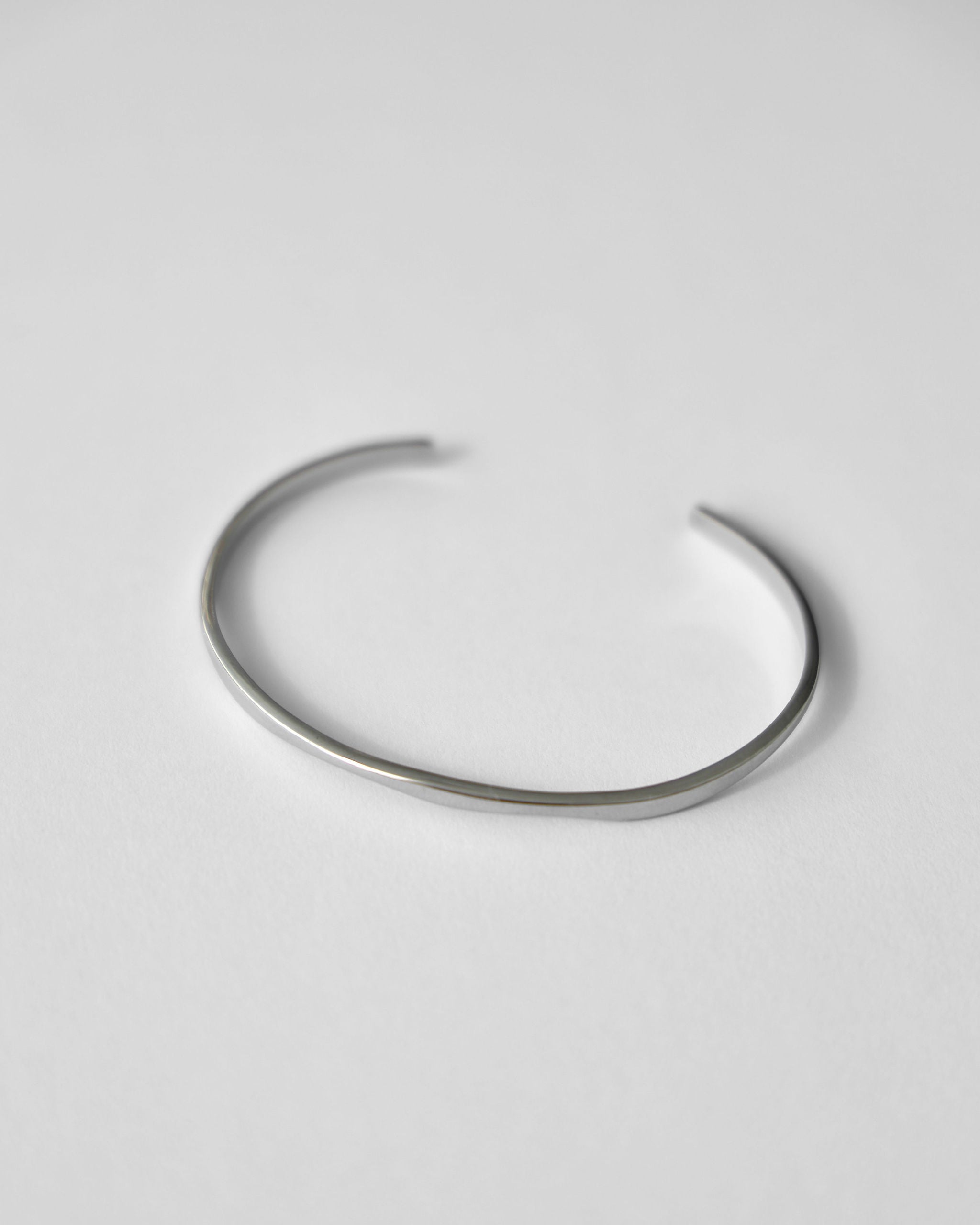 CLASSIC SILVER CUFF BRACELET