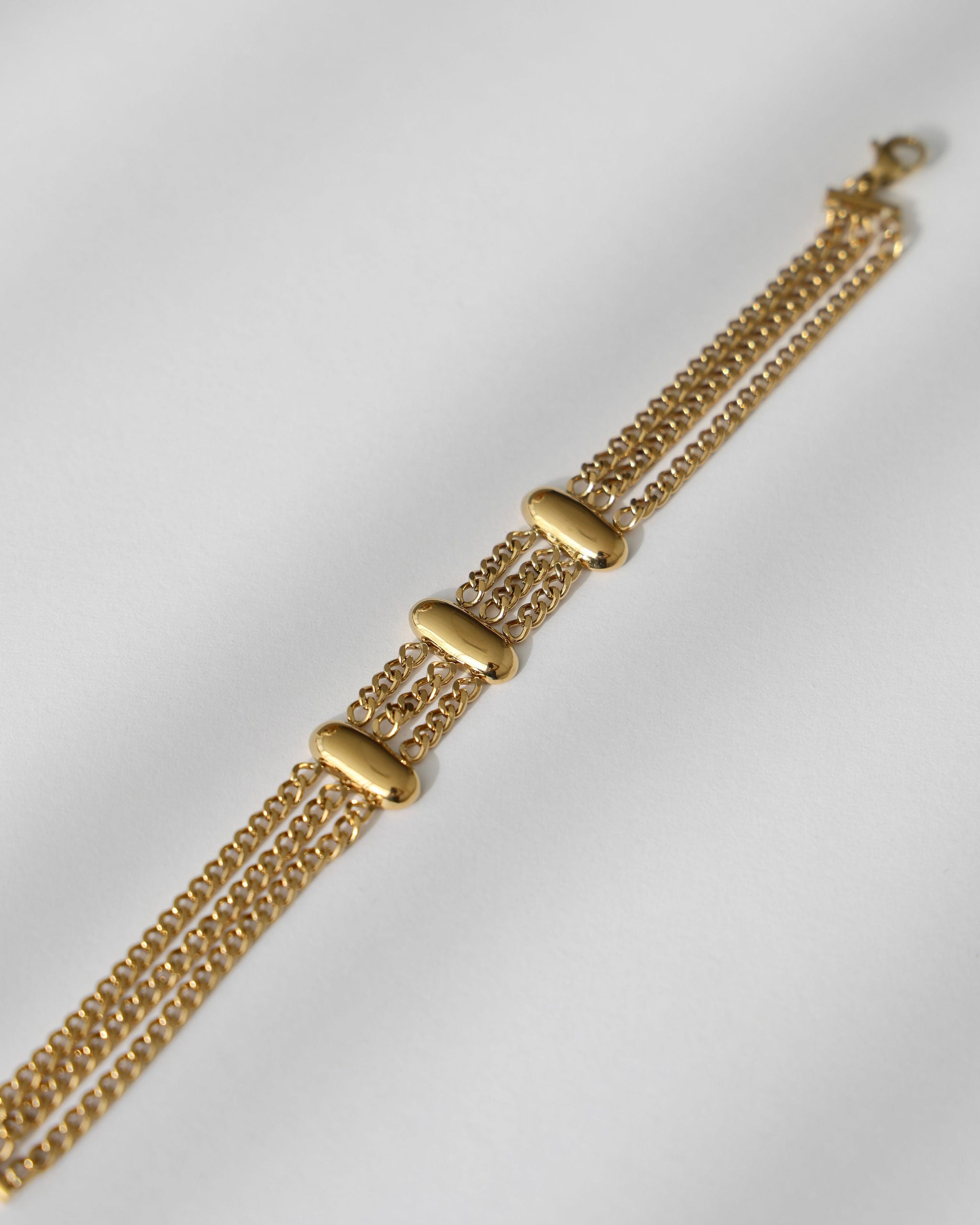Azra Chain Bracelet