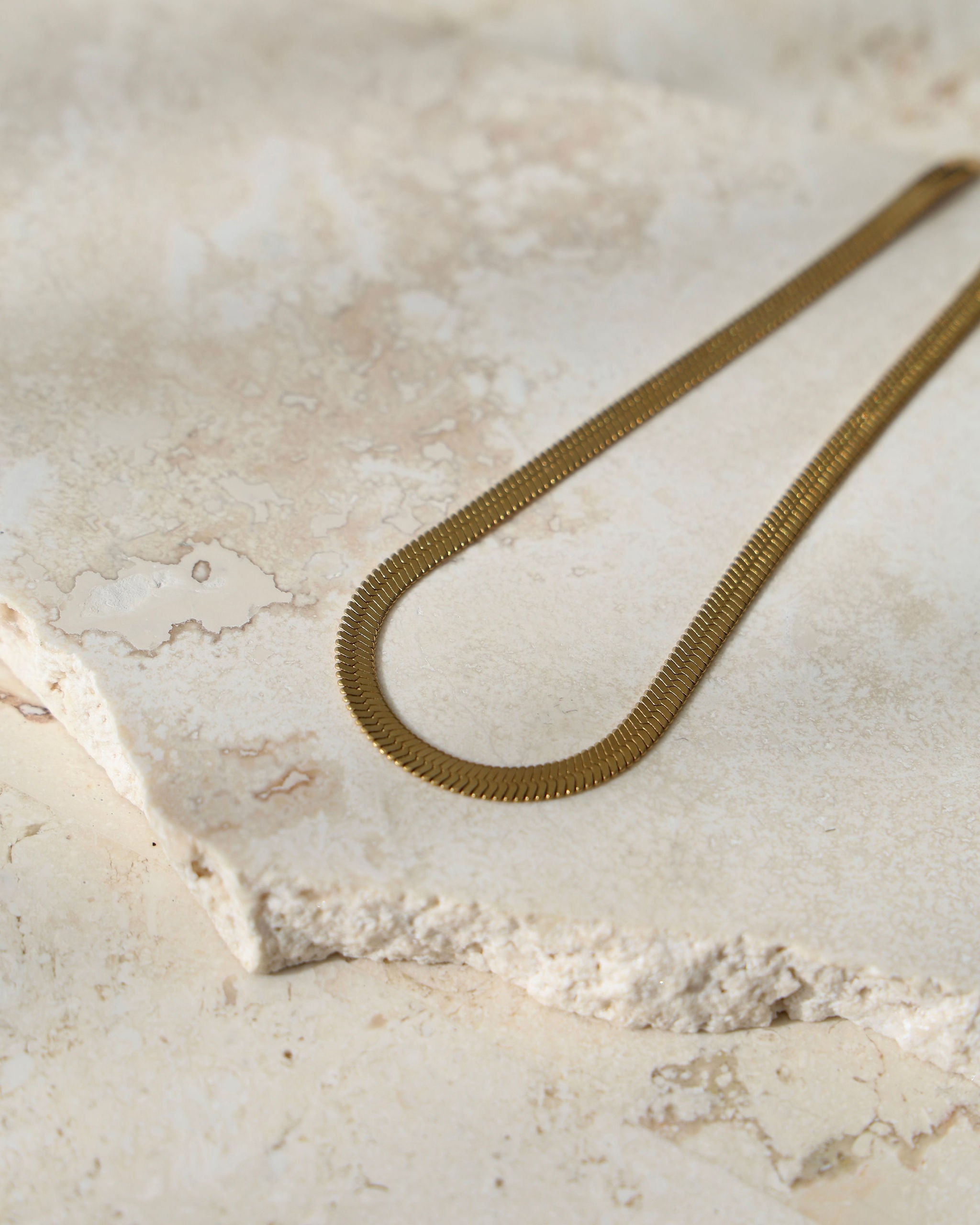 CHAMPAGNE FRIDAYS NECKLACE